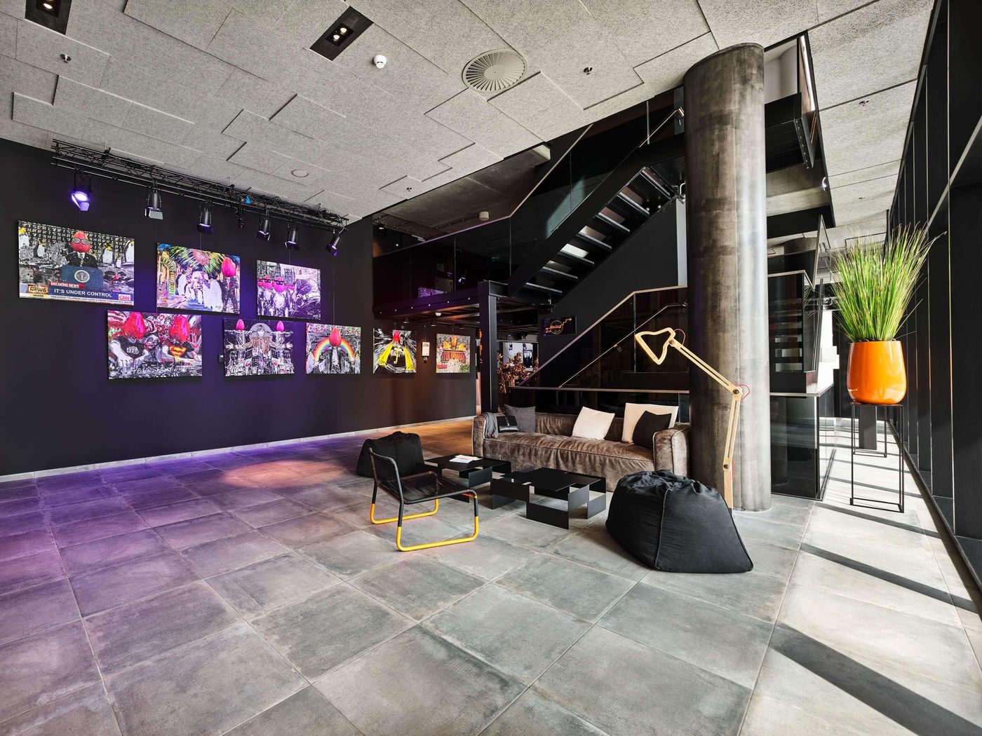 Jaz-in-the-City--Amsterdam-Lobby-53