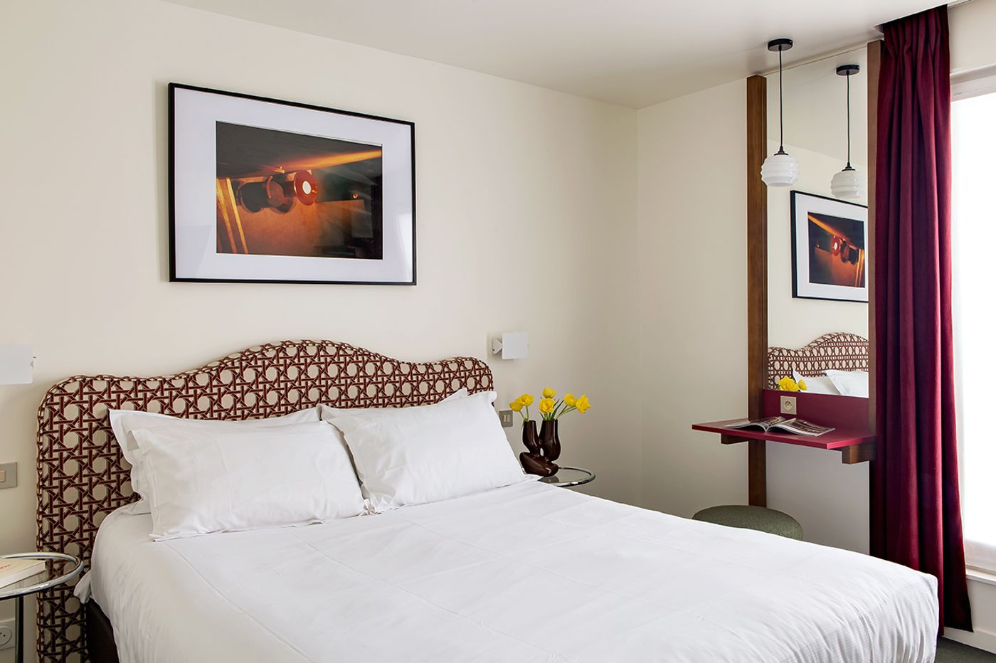 Best-Western-Hotel-le-18-Paris-Room-8