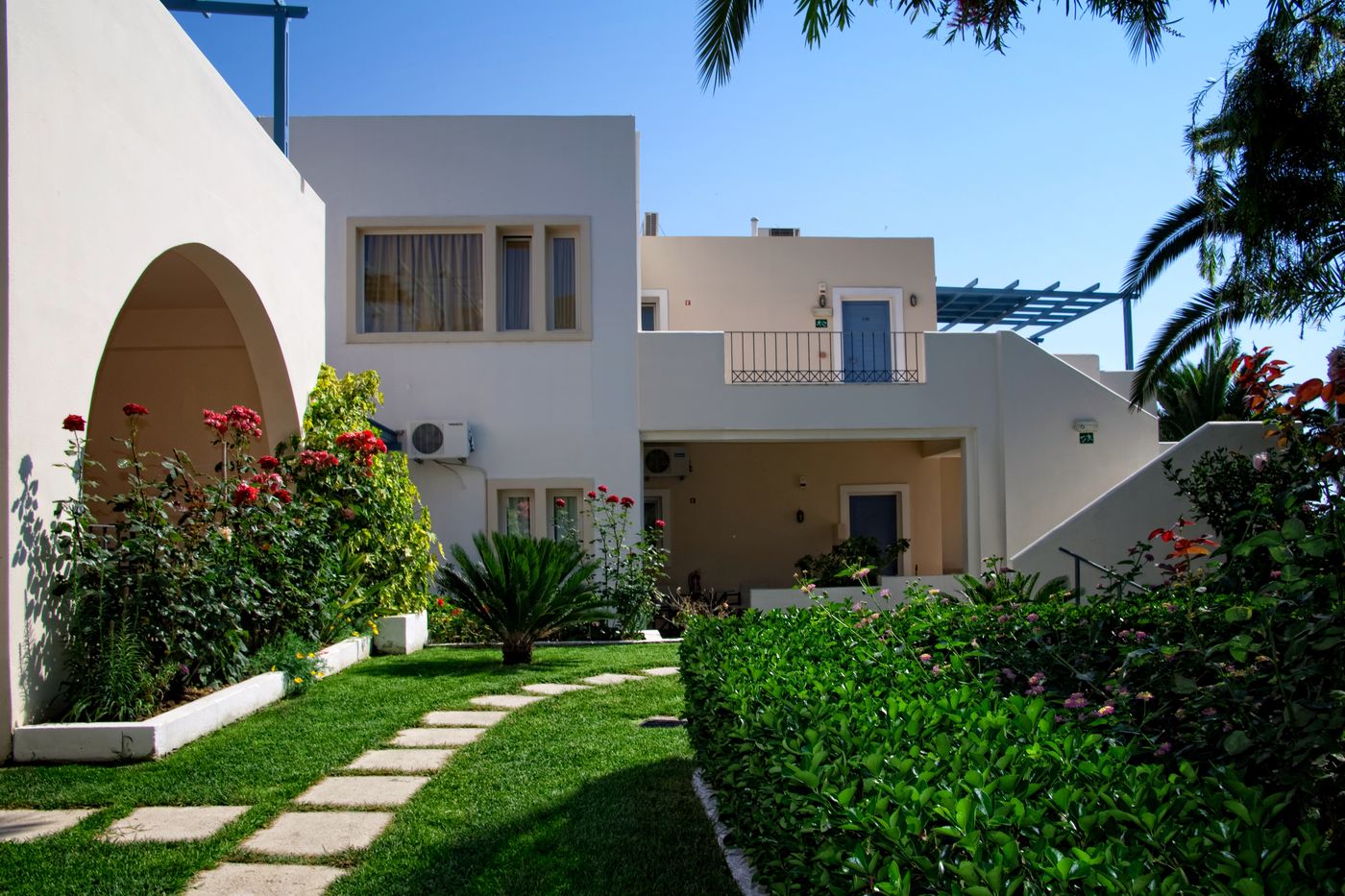 Papadakis-Apartments-General-view-2