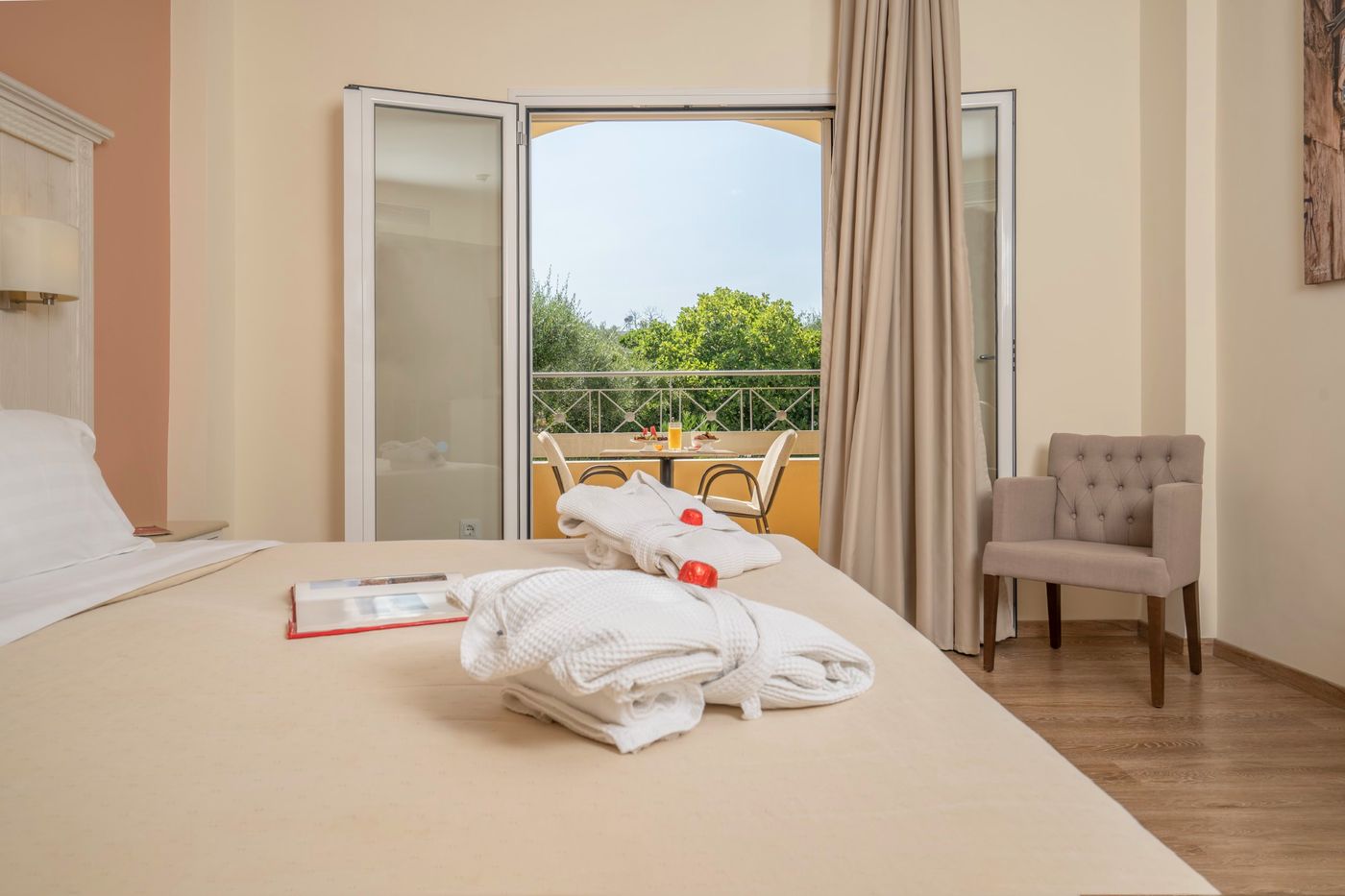 Debono-Hotel-Room-30