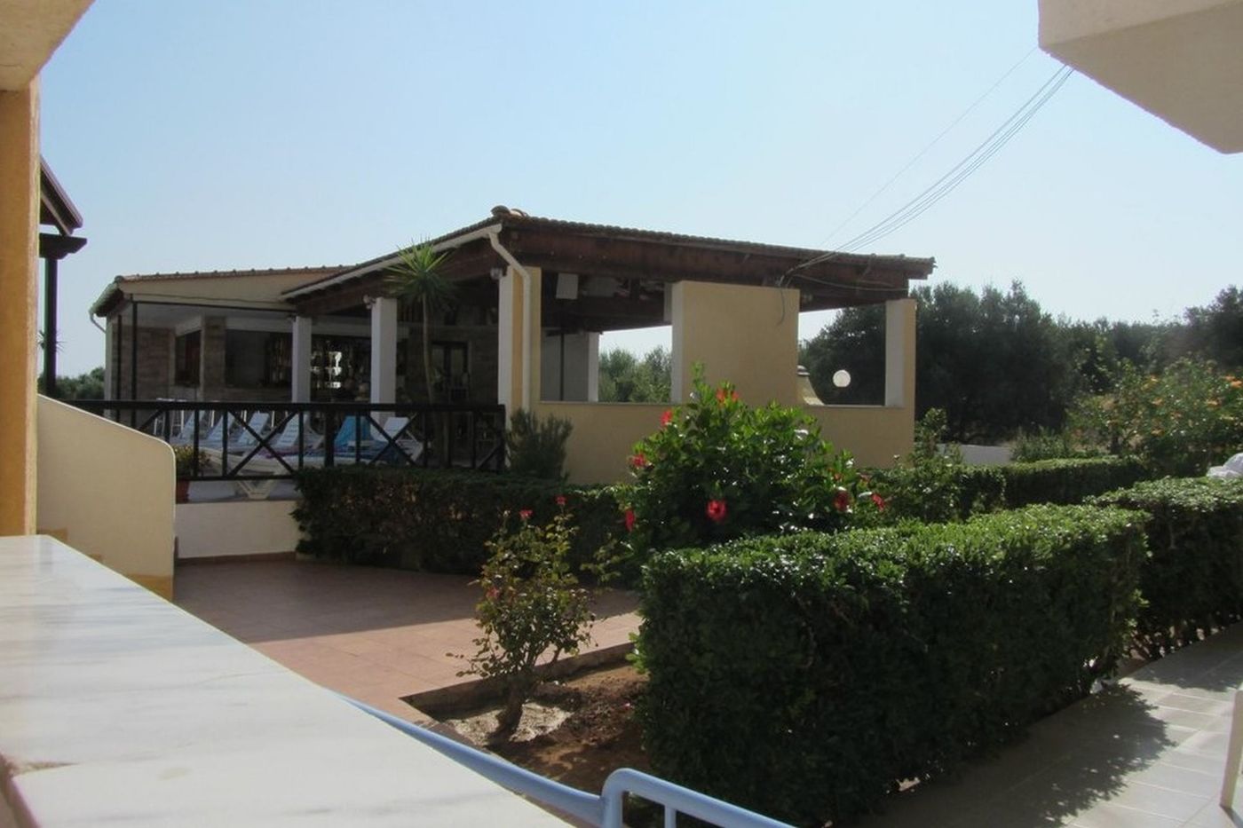 Mareva-Apartments-Terrace-7