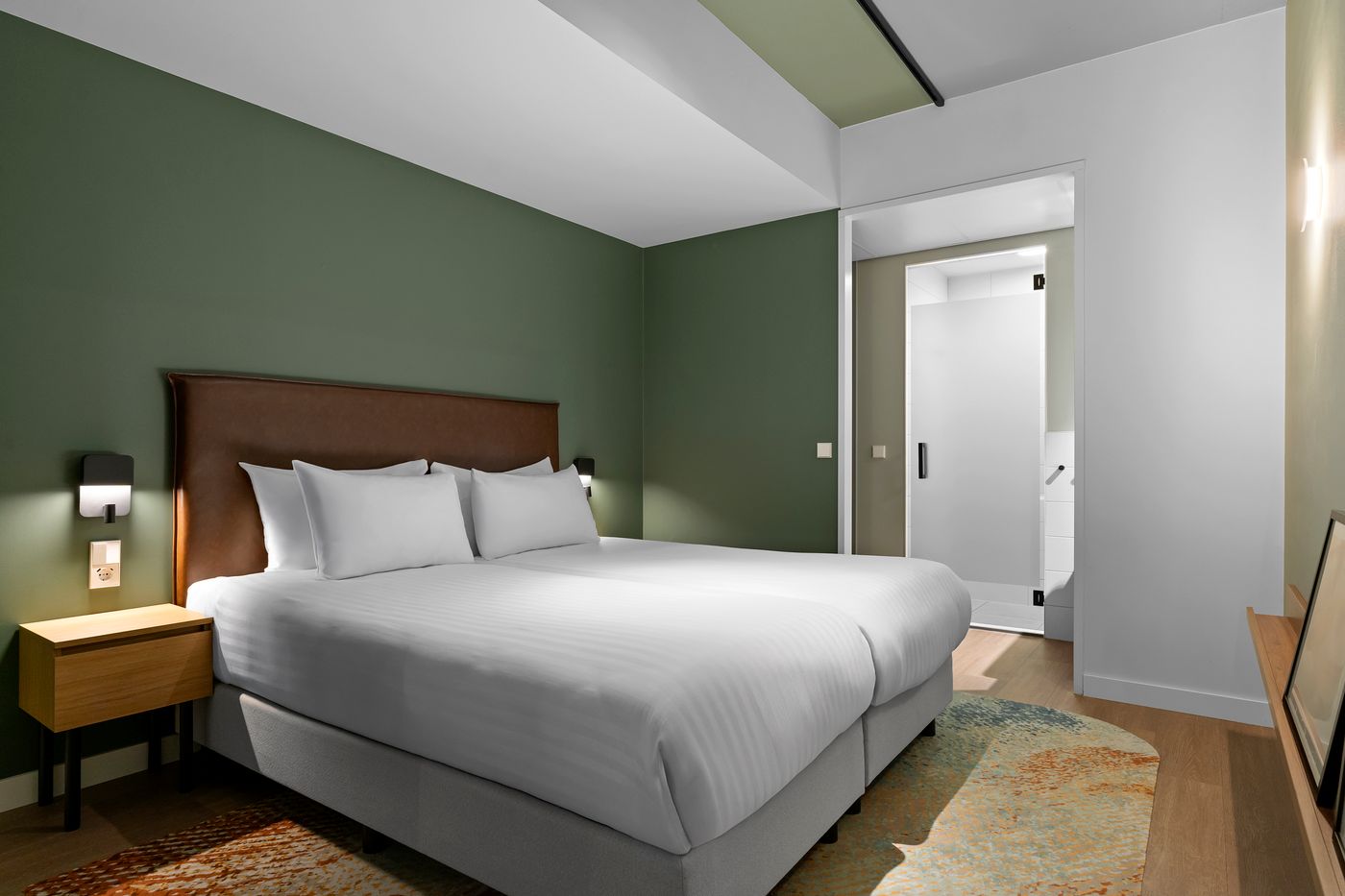 Corendon-Urban-Amsterdam-Schiphol-Airport-Room-24