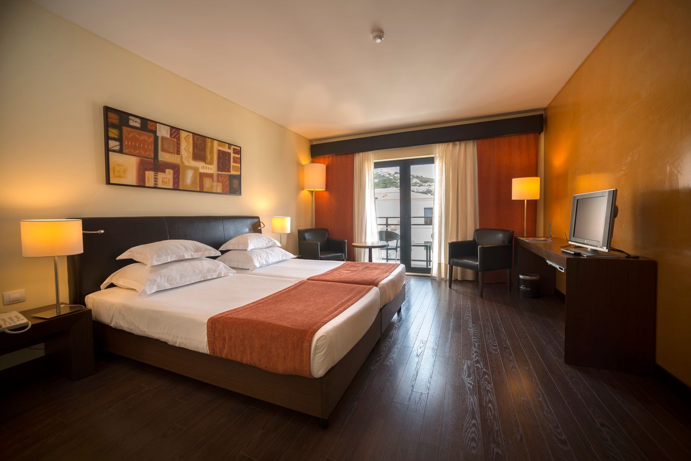 Hotel-Vila-Gale-Santa-Cruz-Room-9