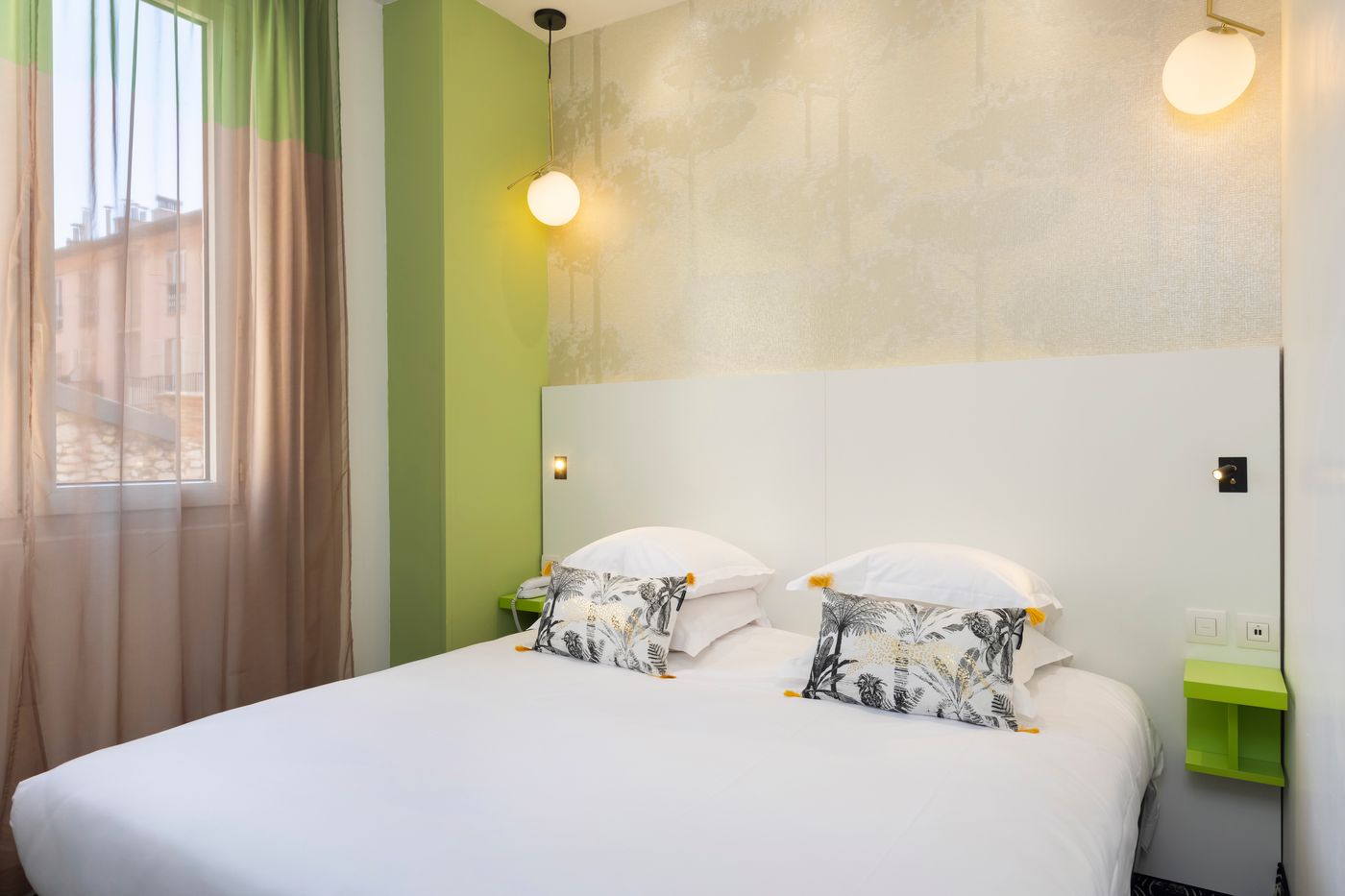 Hotel-Byakko-Nice-Centre-Room-35