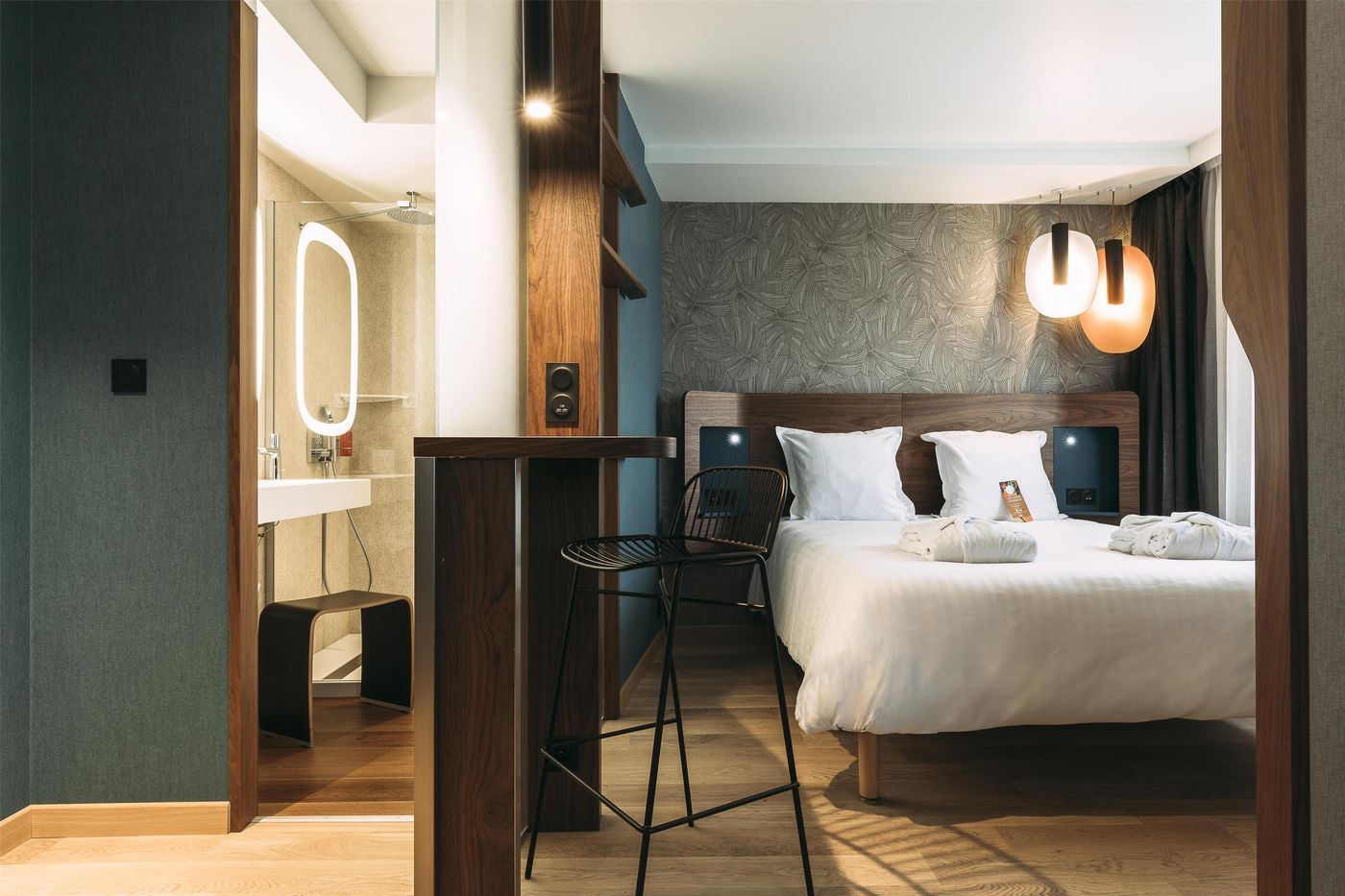 Oceania-Paris-Porte-De-Versailles-Room-20