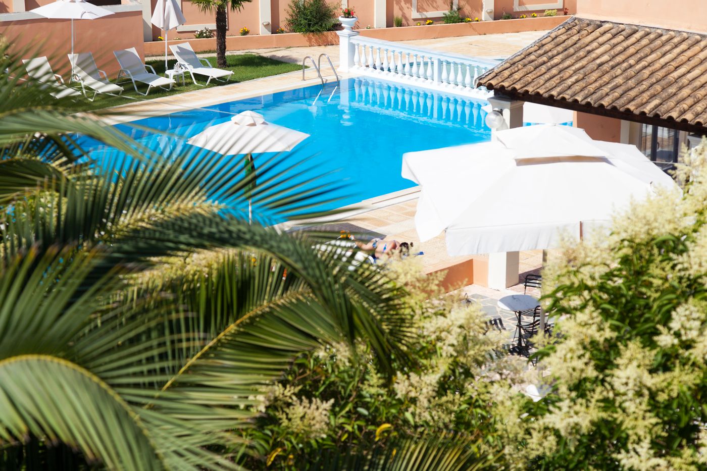 Domenico-Hotel-Pool-1