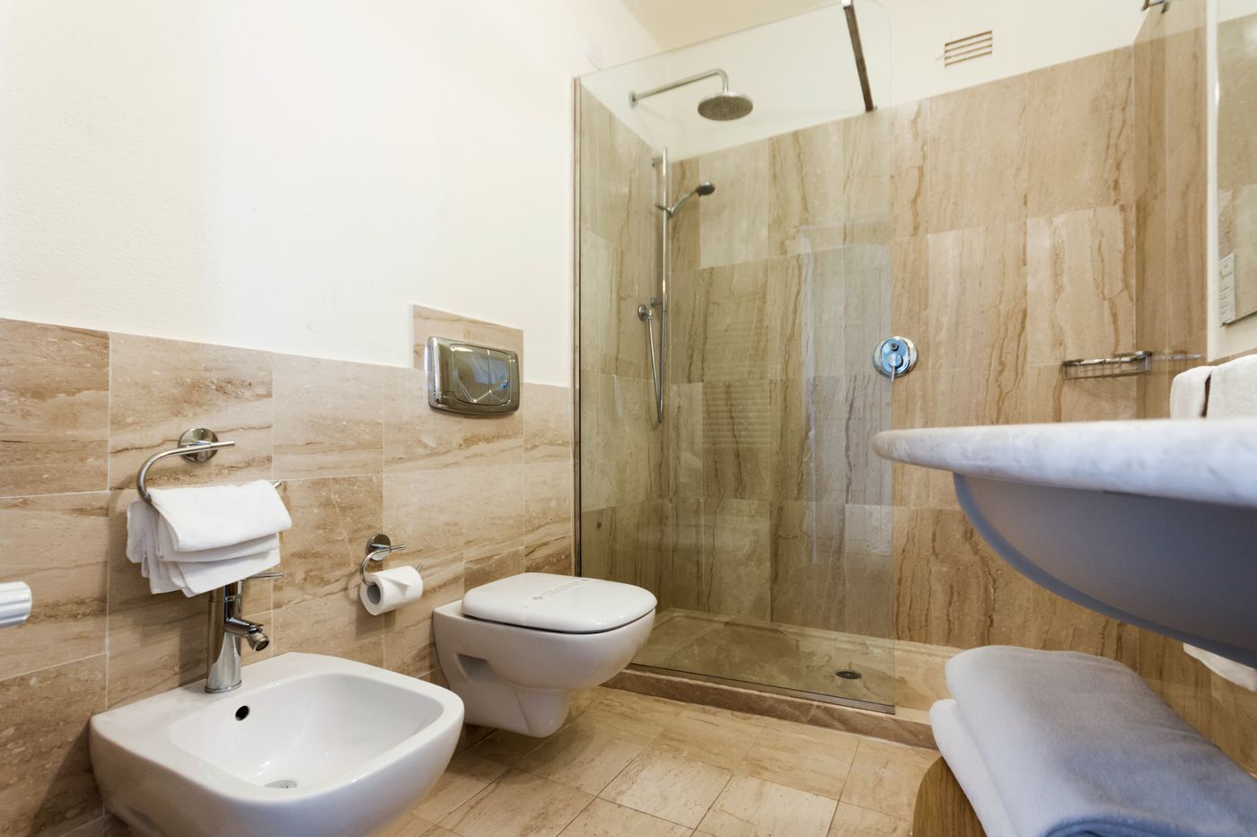 Luci-Di-La-Muntagna-Room-48