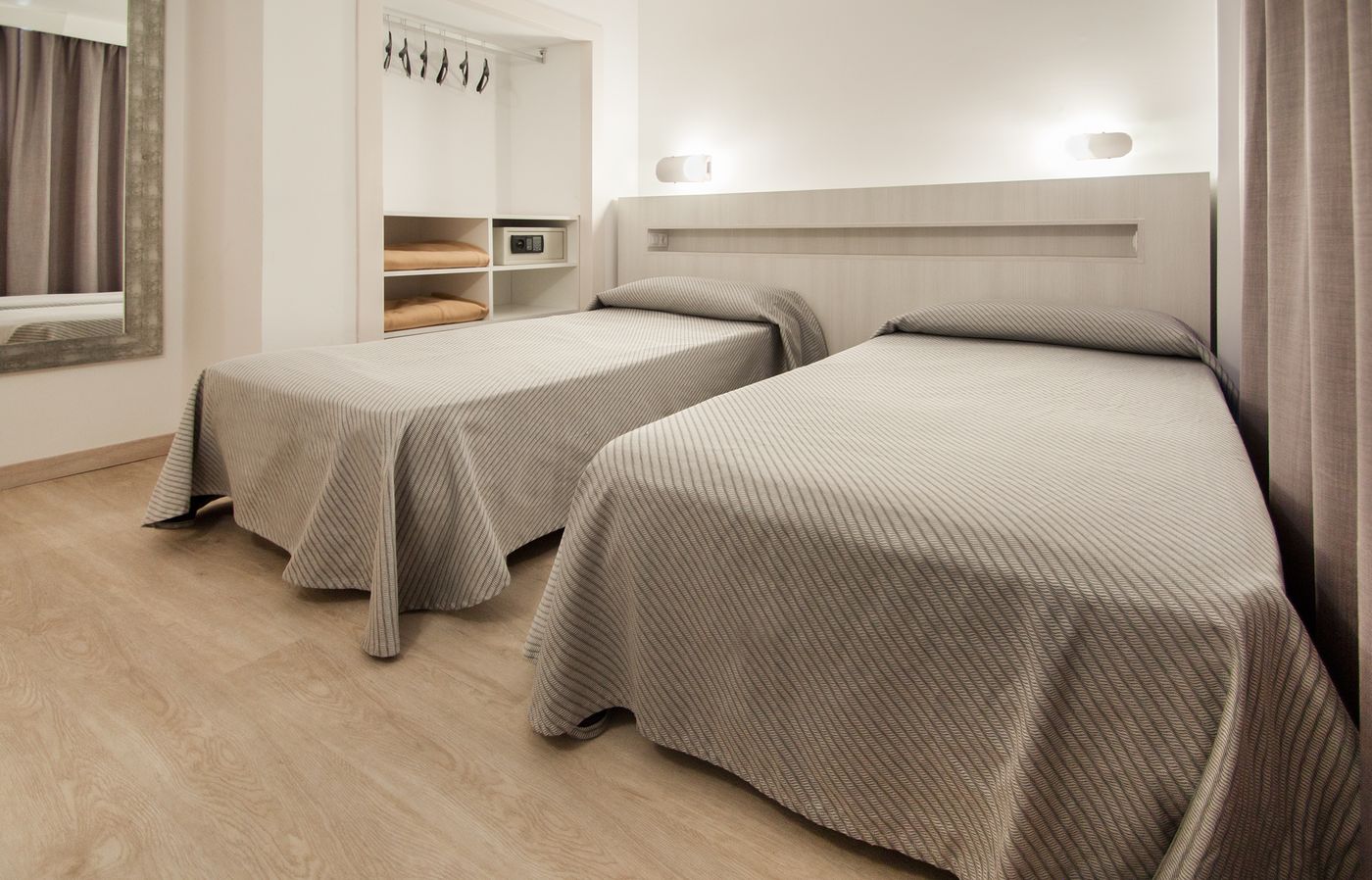 Sol y Vera Apartments