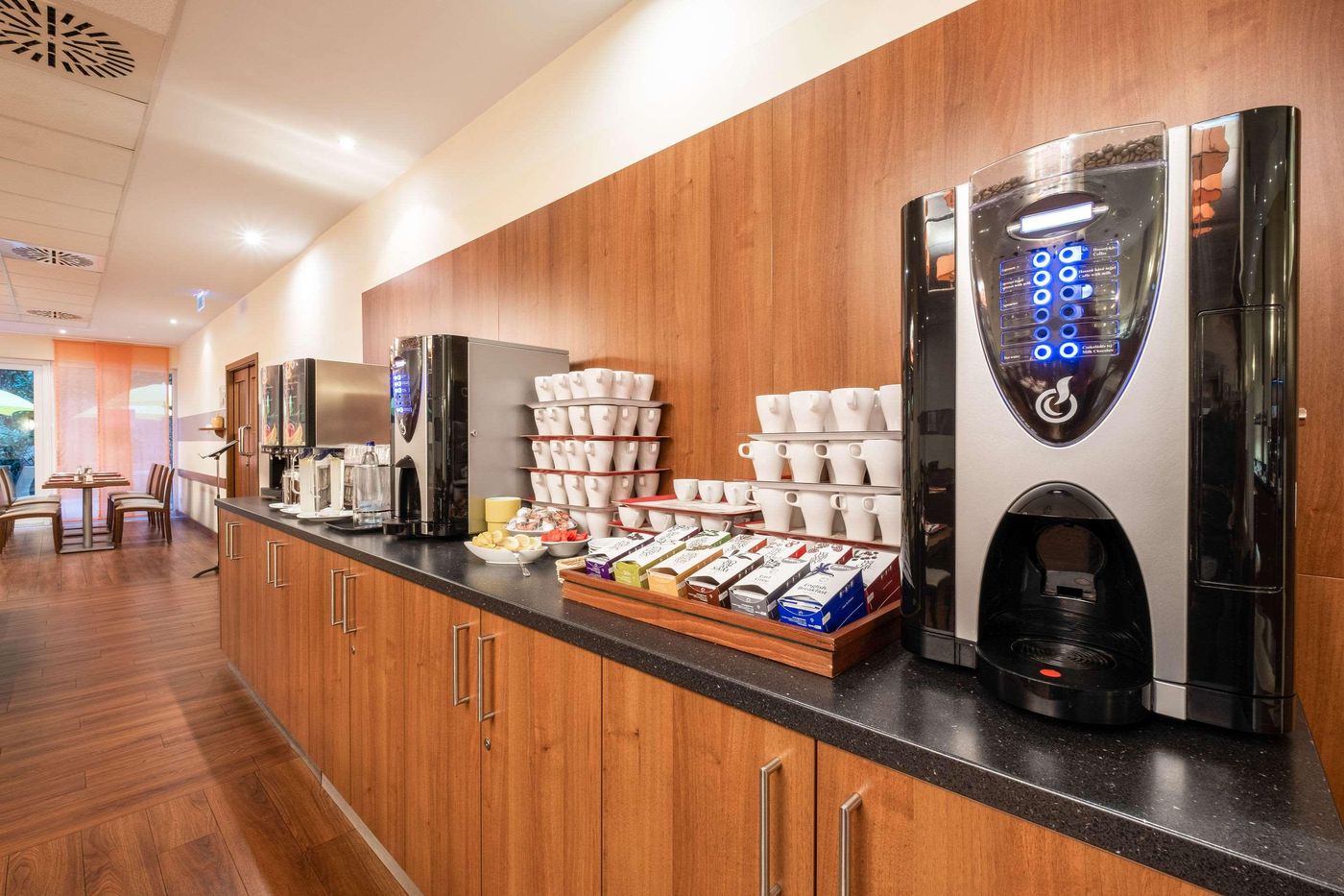 City-Hotel-Budapest-Restaurant-12