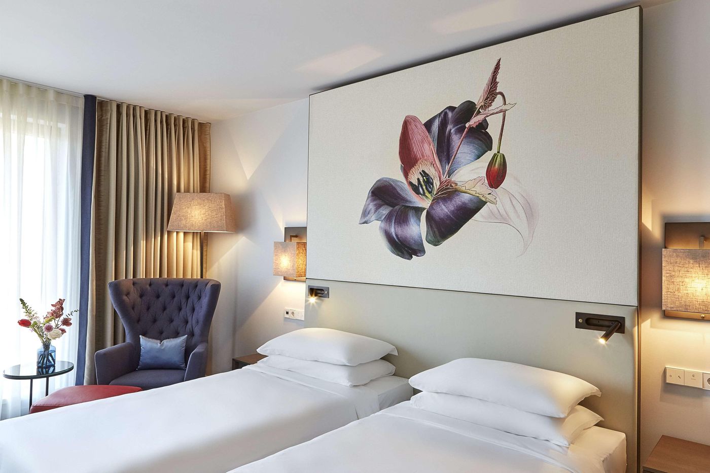 Hyatt-Regency-Amsterdam-Room-38