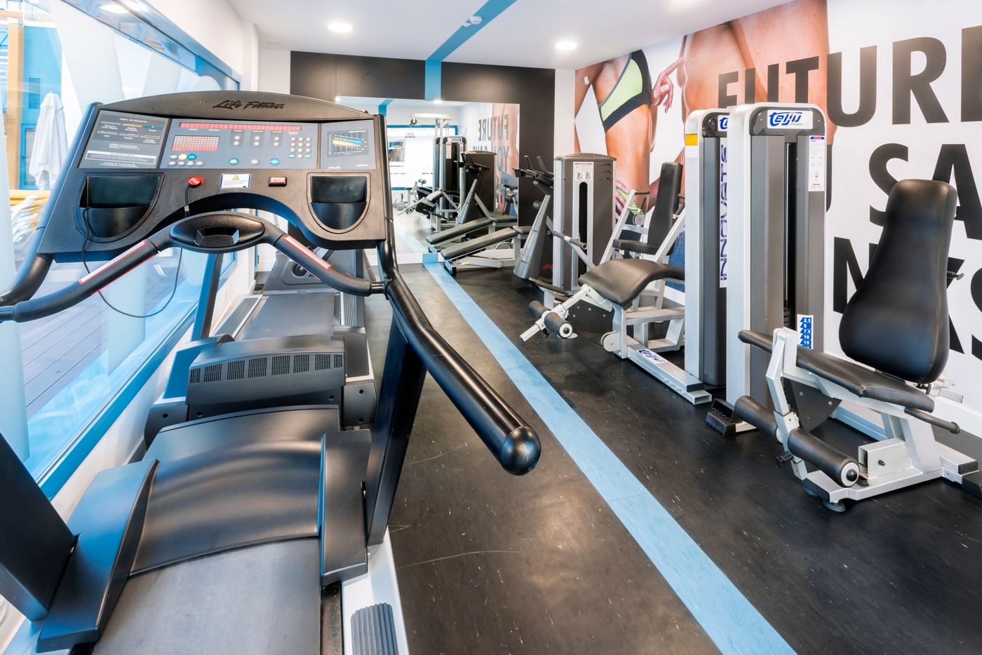 Alhambra-Sports-and-Entertainment-70