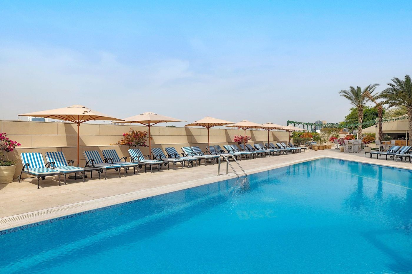 Sheraton-Dubai-Creek-Hotel-and-Towers-Pool-1