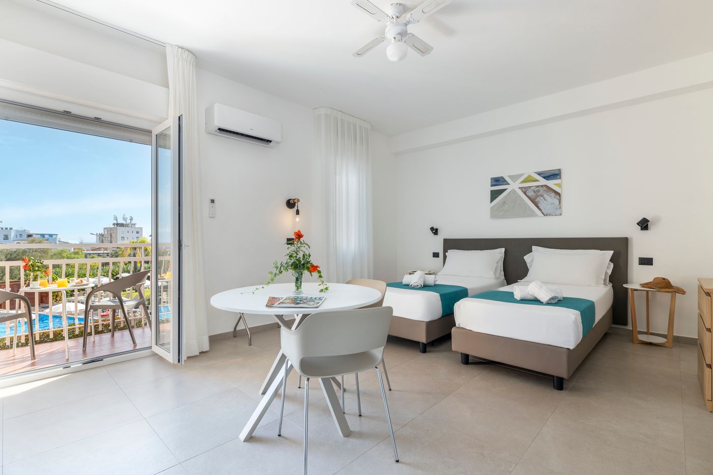 Residence-Villa-Giardini-Room-33