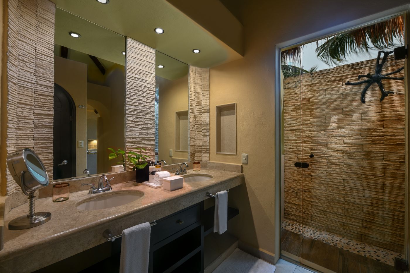 El Dorado Casitas Royale by Karisma 14.10