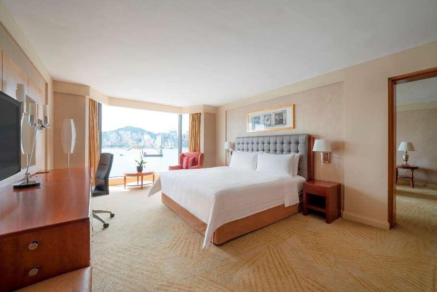 Kowloon-Shangri-La-Hong-Kong-Room-43