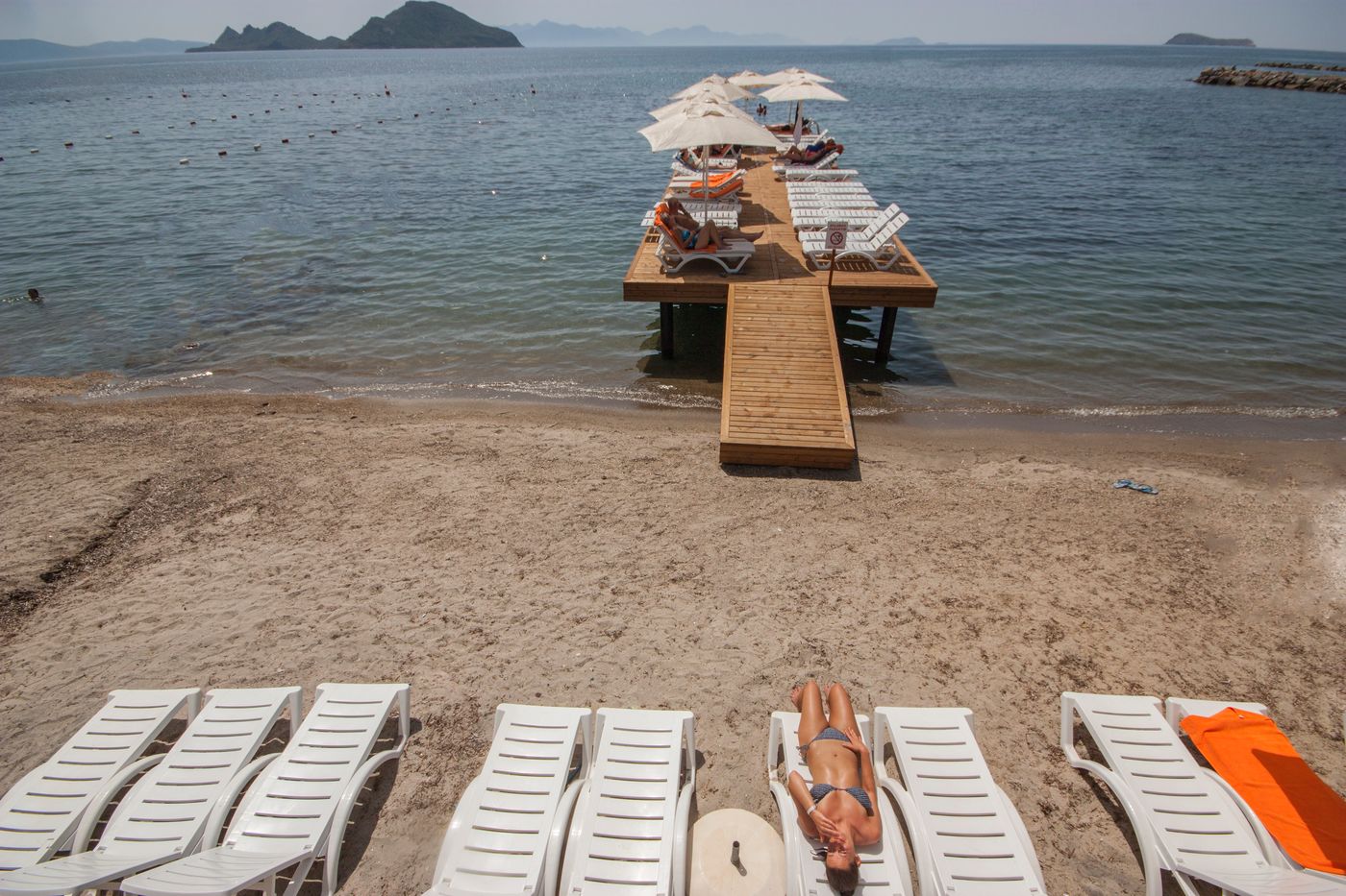 Dragut-Point-North-Hotel-Beach-47