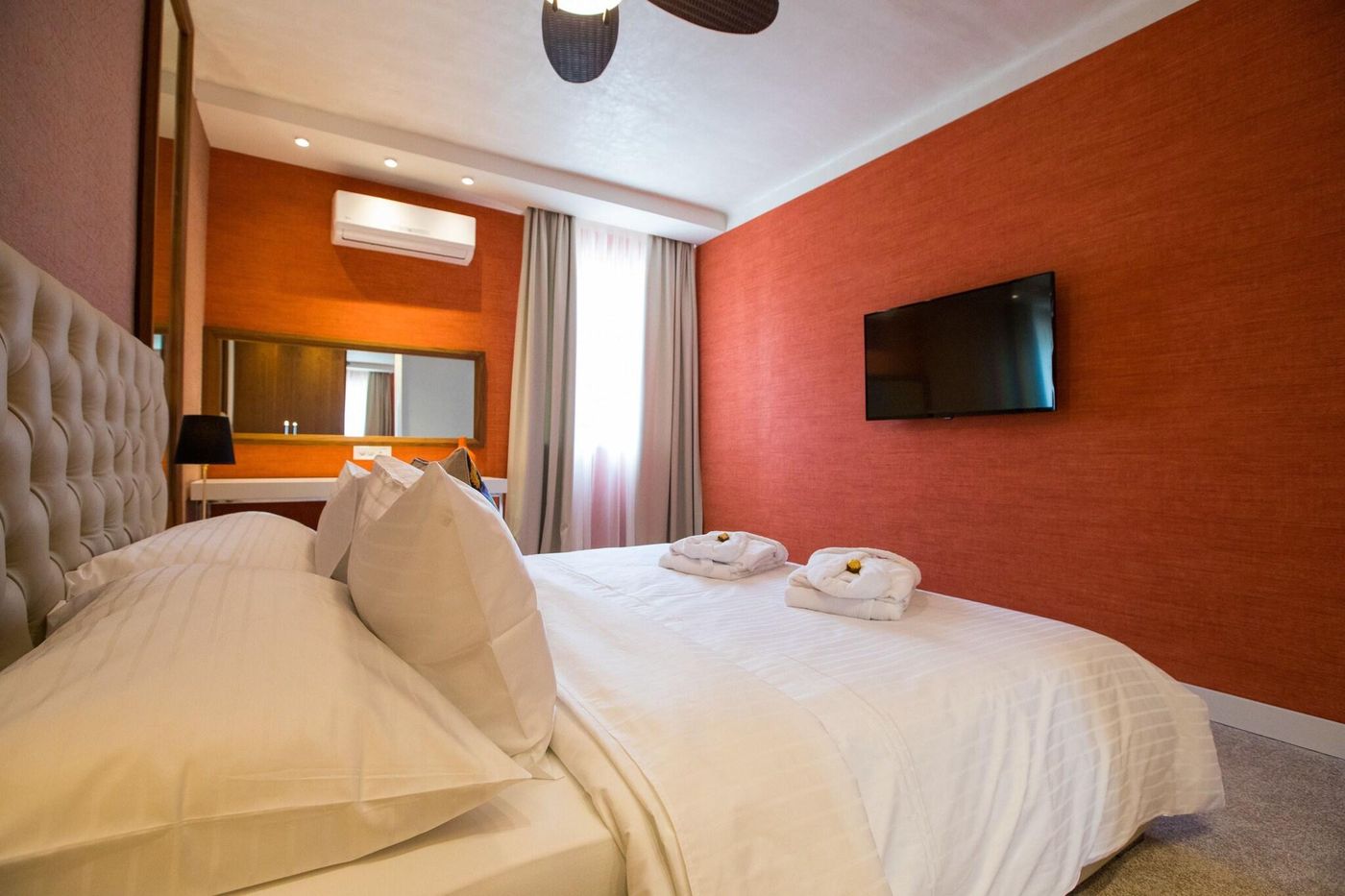 Villa-Diamond-Room-34