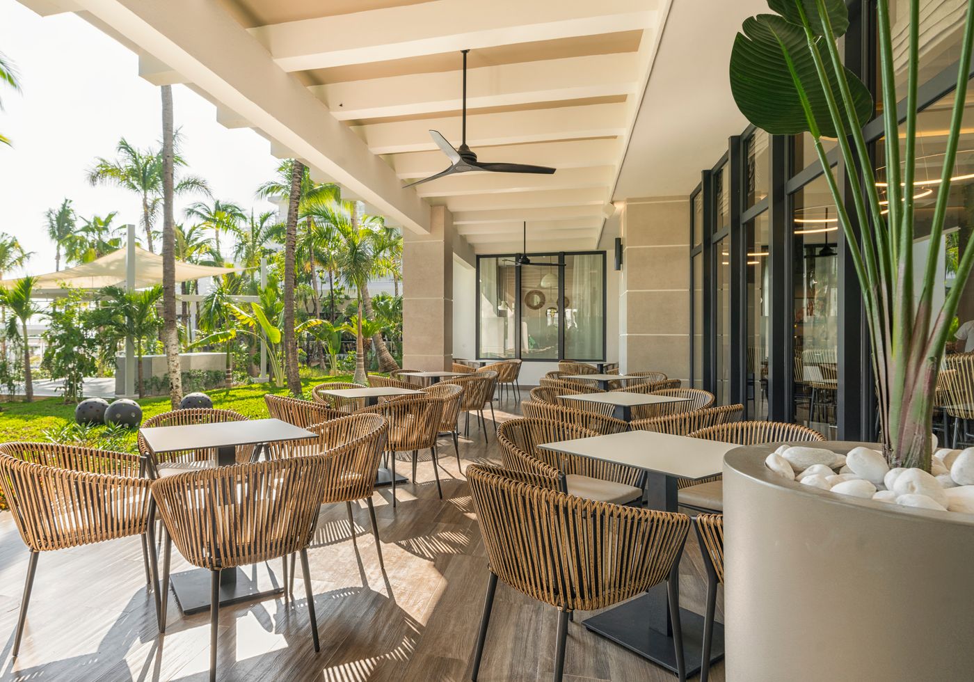 Riu-Caribe-All-Inclusive-Restaurant-14