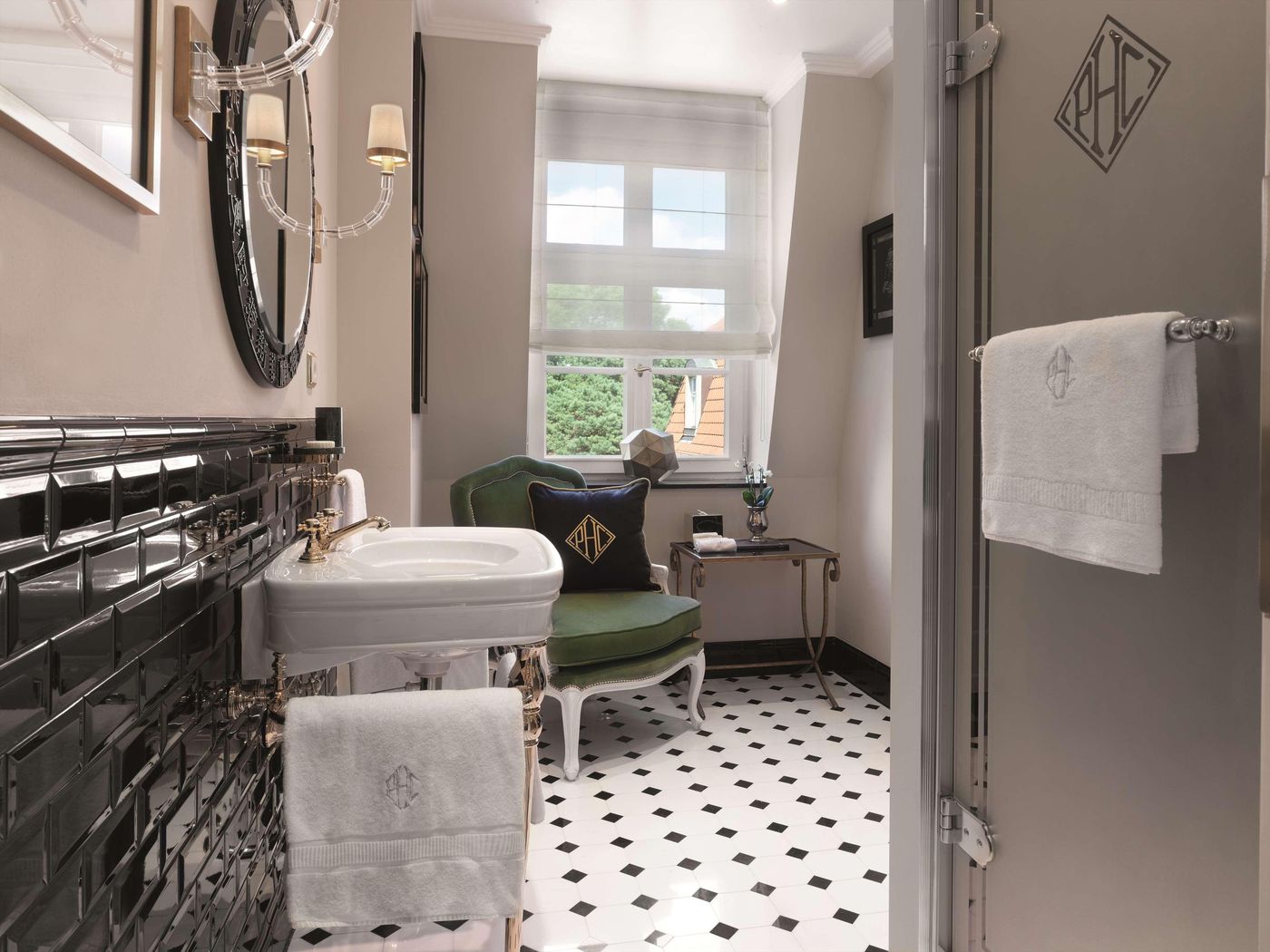 Schlosshotel Berlin By Patrick Hellmann - Germany - BERLIN - Room - 9