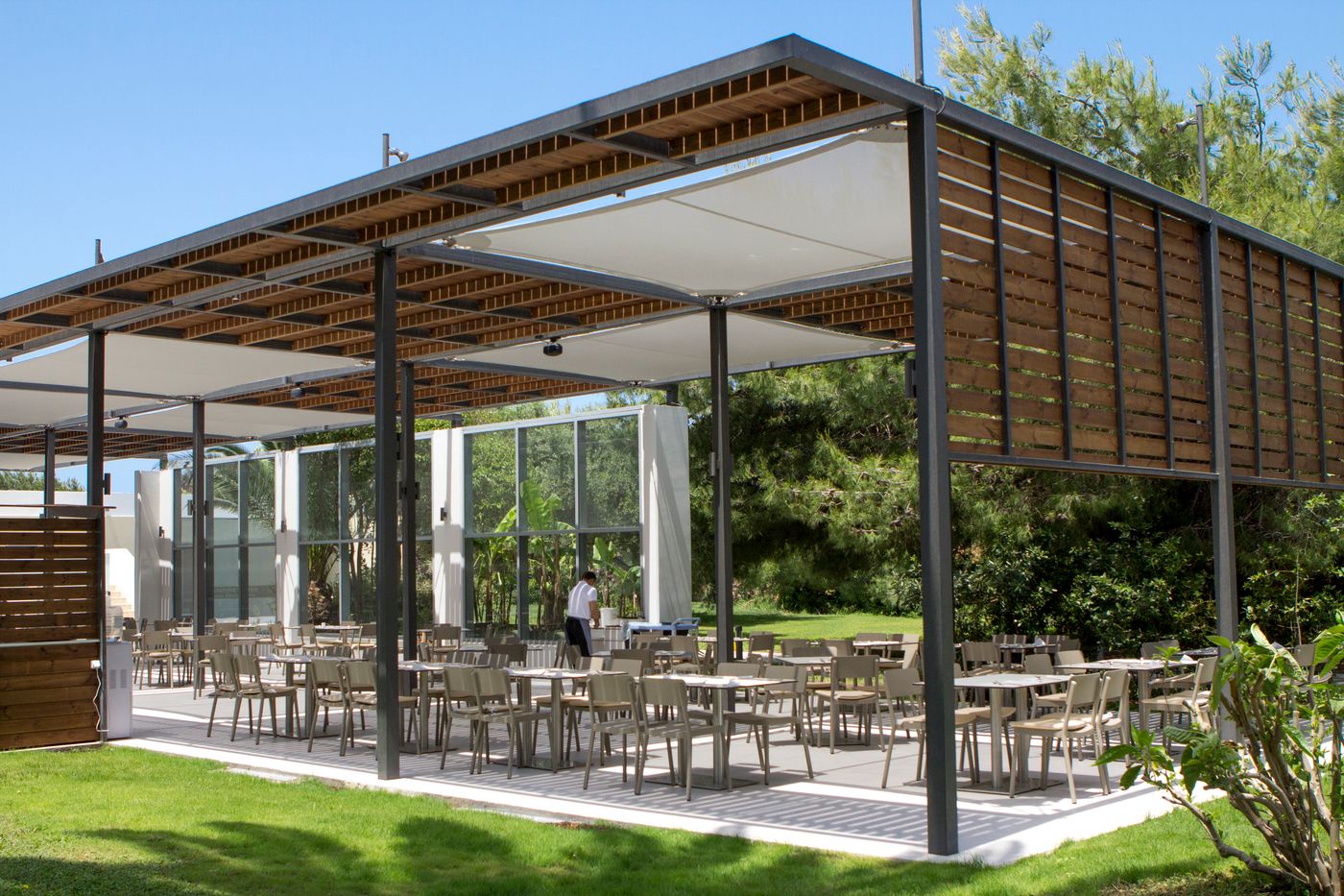 Caravia-Beach-Hotel-Restaurant-8