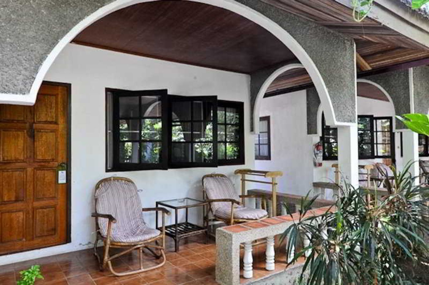 Tropica-Bungalow-Hotel-Terrace-52