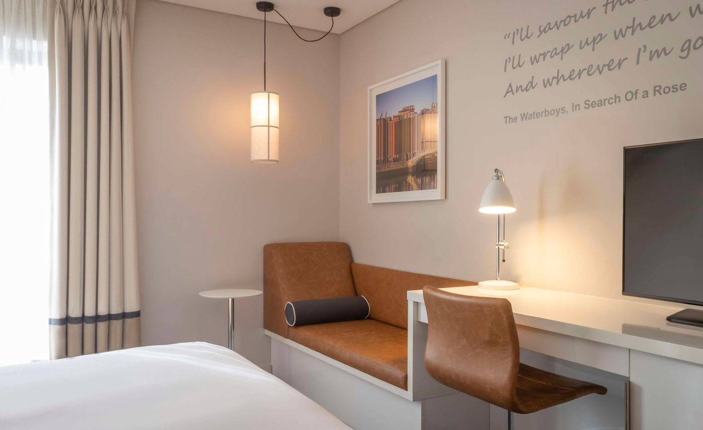 The-Morrison-Dublin--Curio-Collection-by-Hilton-Room-47