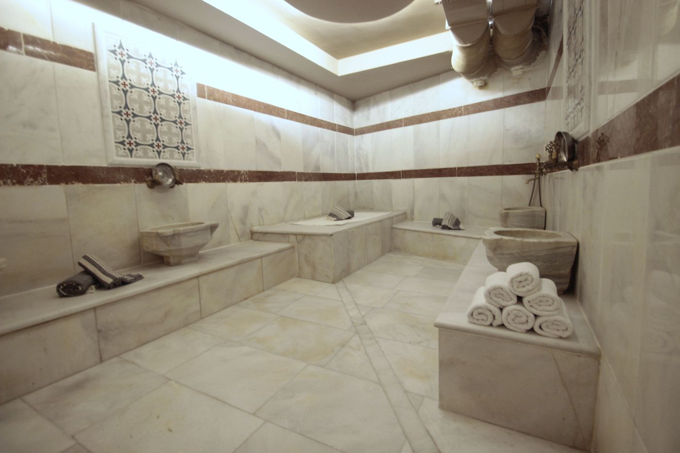 Kupeli-Palace-Sports-and-Entertainment-33