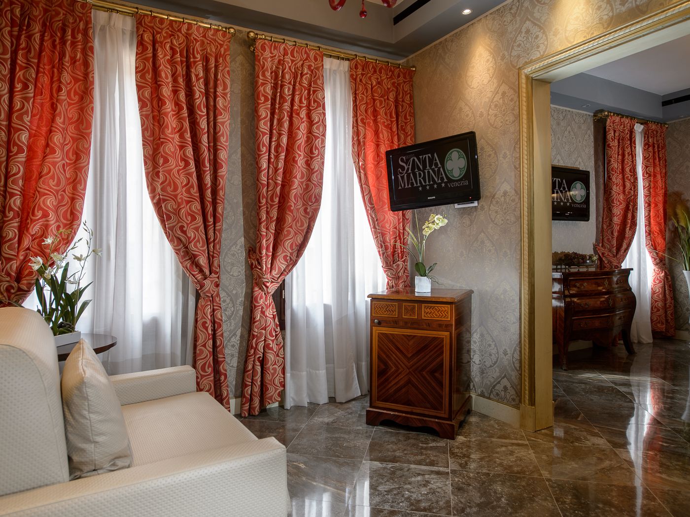 Hotel-Santa-Marina-Room-4