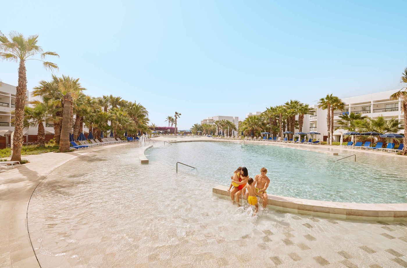 Grand-Palladium-Palace-Ibiza-Resort---Spa-General-view-7