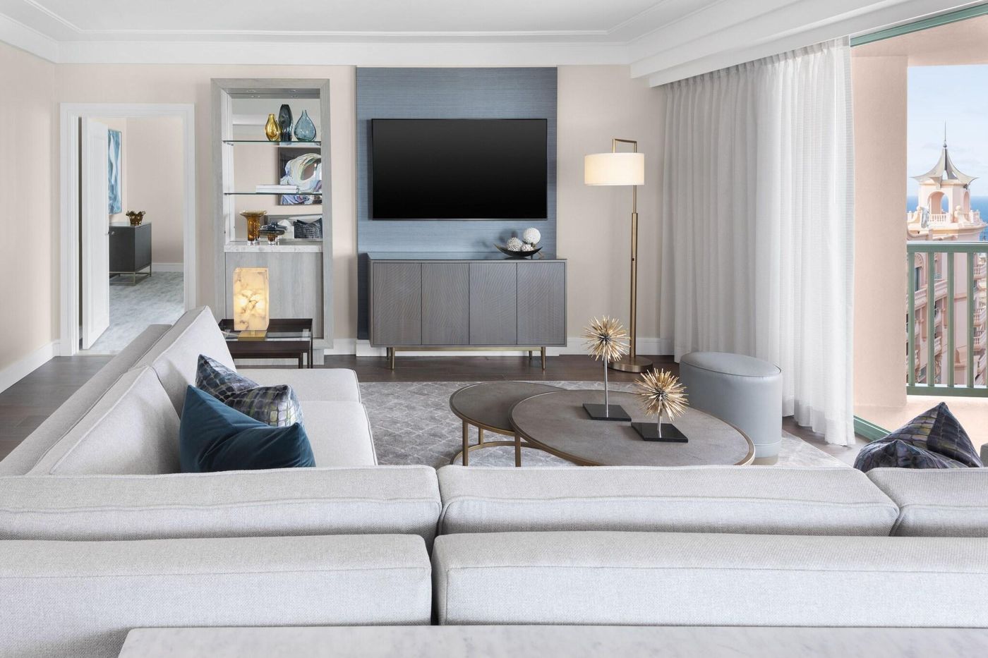 The-Royal-at-Atlantis-Room-31