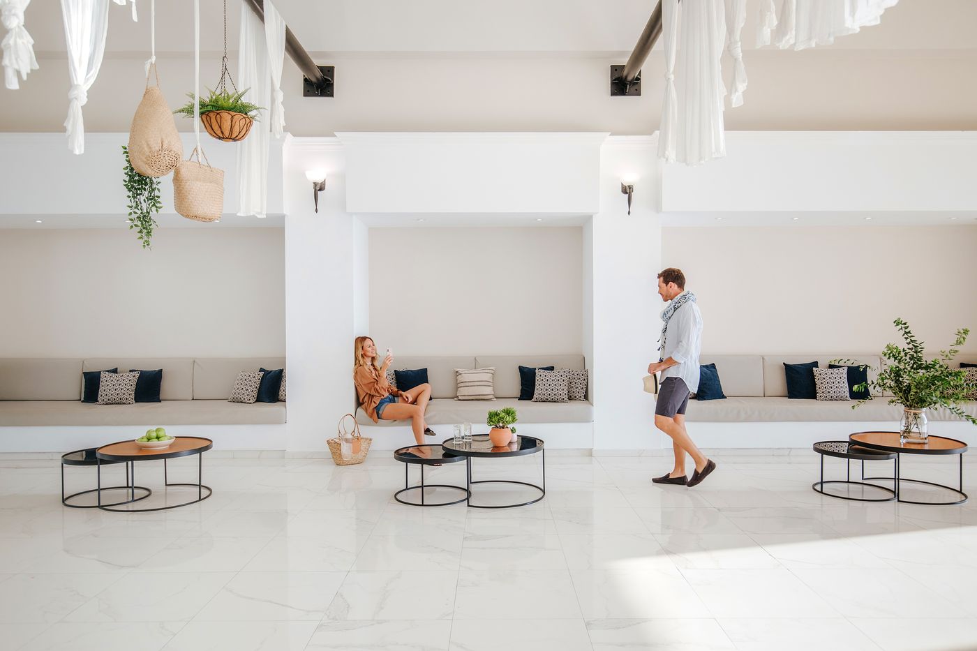 Louis-Paphos-Breeze-Lobby-42
