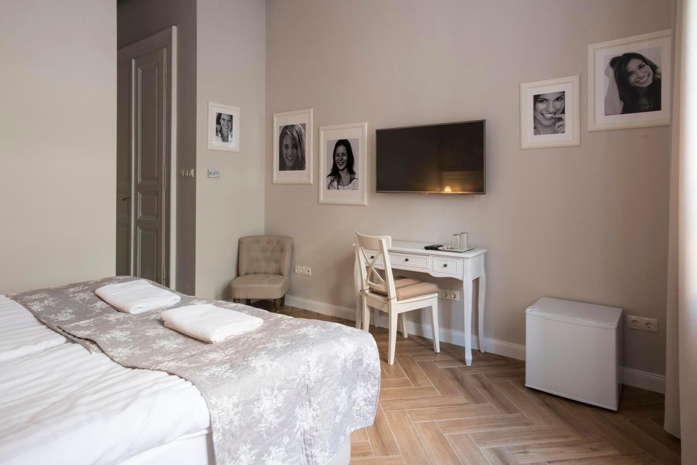 Serenity-Boutique-Budapest-Room-3