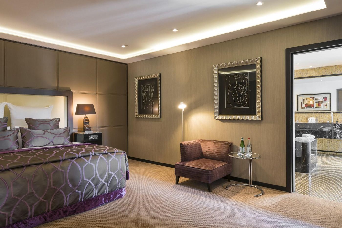 Warwick-Brussels-Room-26