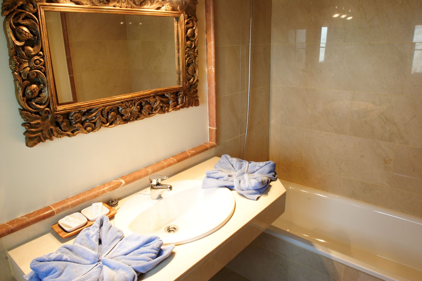 Villas-Casa-Vieja-Room-23