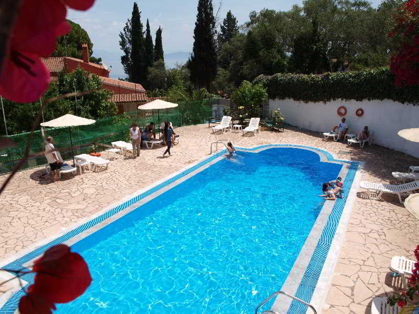 Fouxia-Apartments-and-Studios-Pool-3