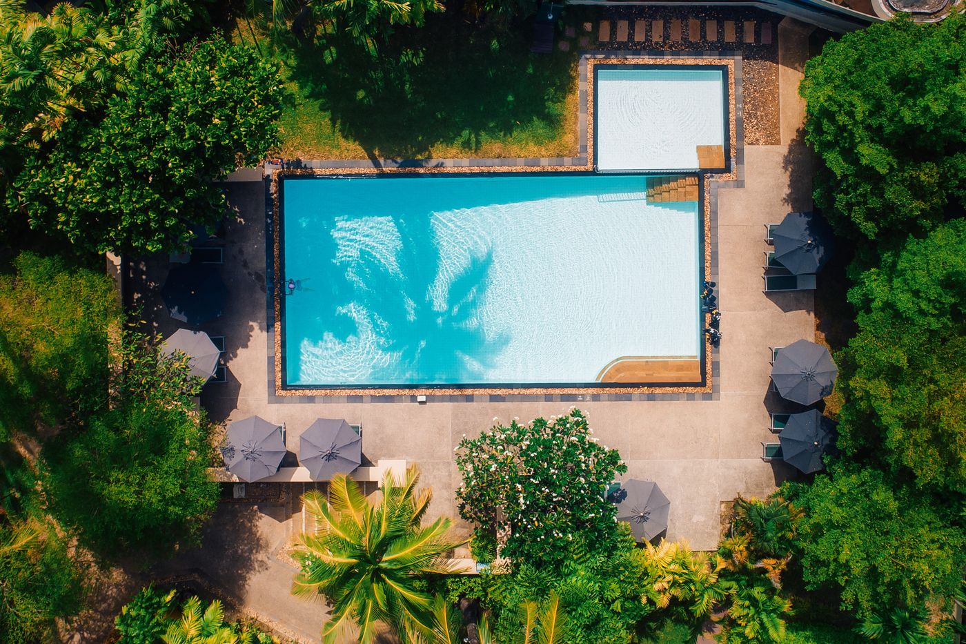 Movenpick-Resort---Spa-Karon-Beach-Phuket-Pool-7