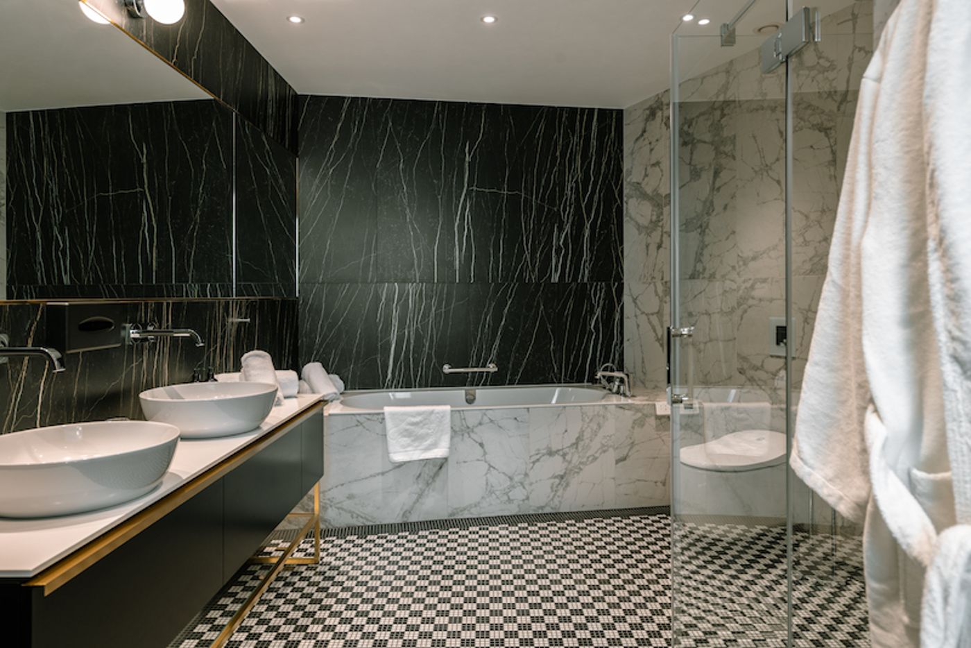 Ferreus-Modern-Art-Deco-Room-29