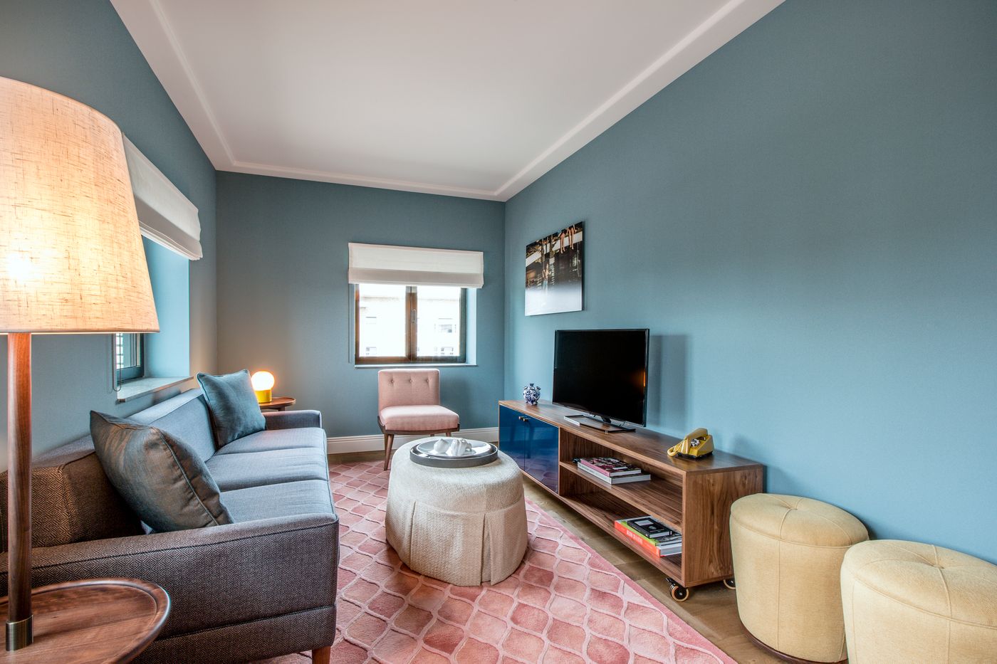 The July - Twenty Eight - Netherlands - AMSTERDAM - Room - 6