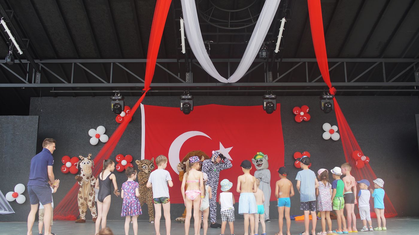 Club-Aqua-Plaza-Sports-and-Entertainment-73