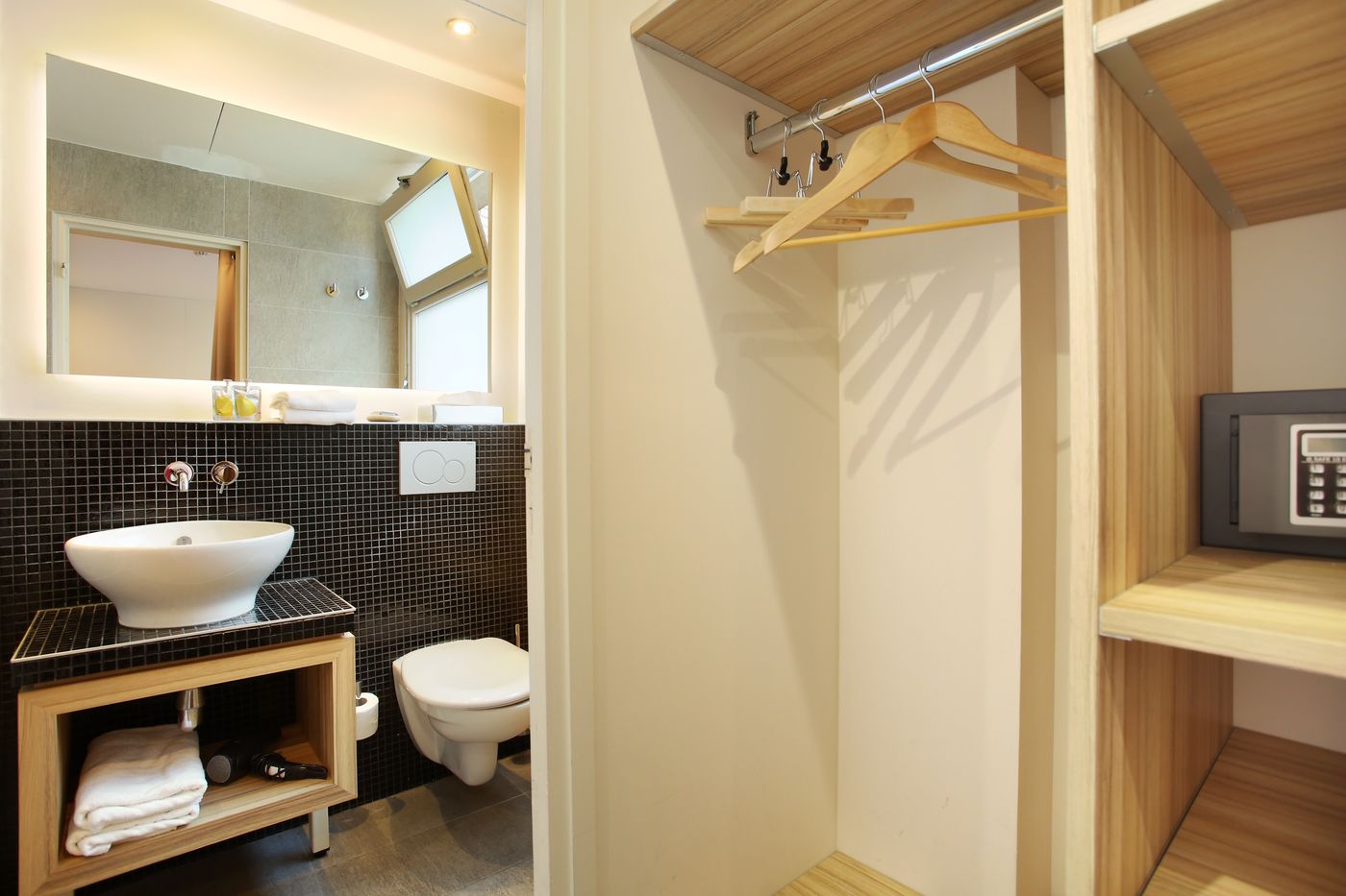 Hotel-Auguste-Room-15