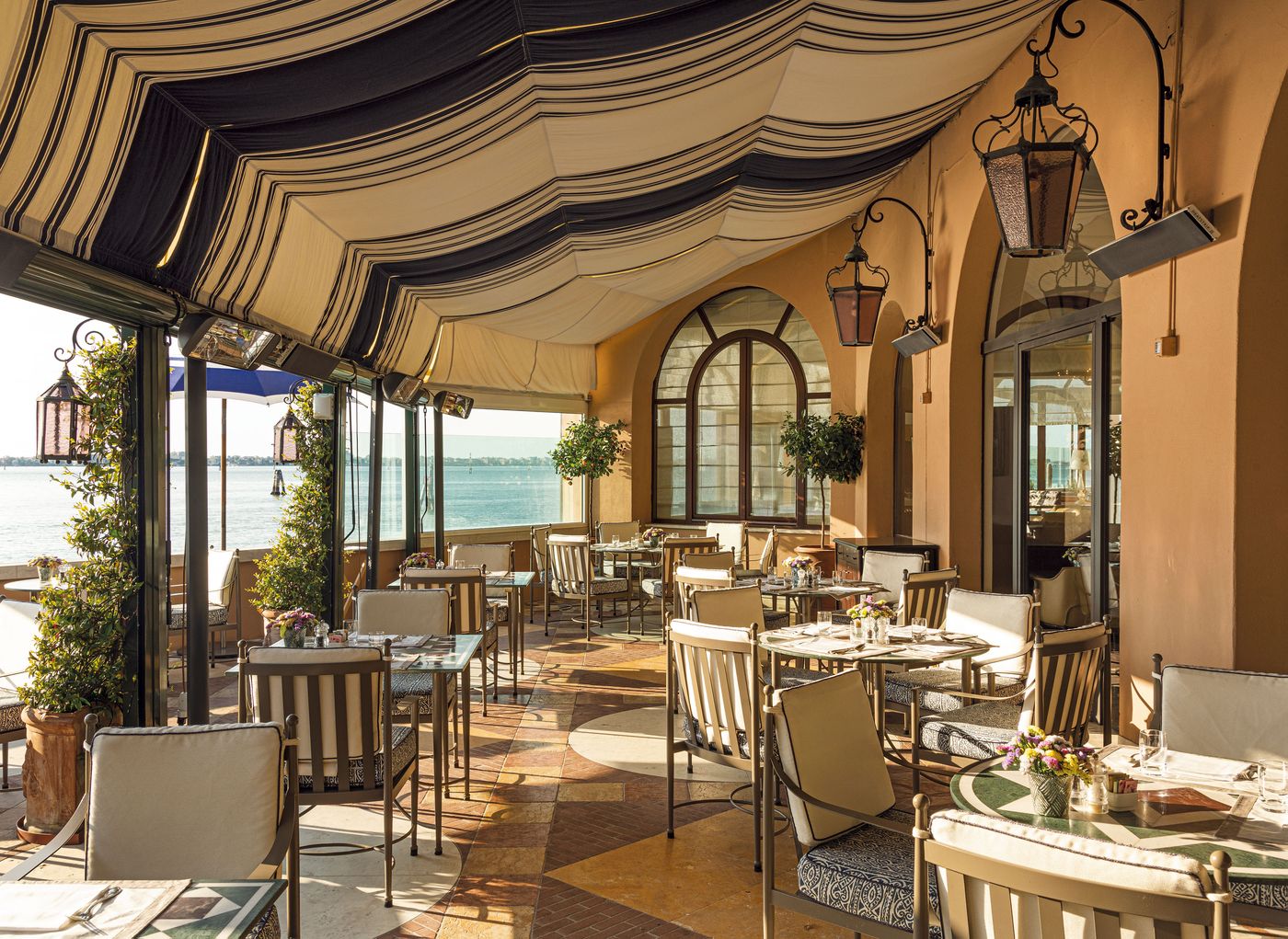 Hotel-Cipriani--A-Belmond-Hotel--Venice-Bar-76