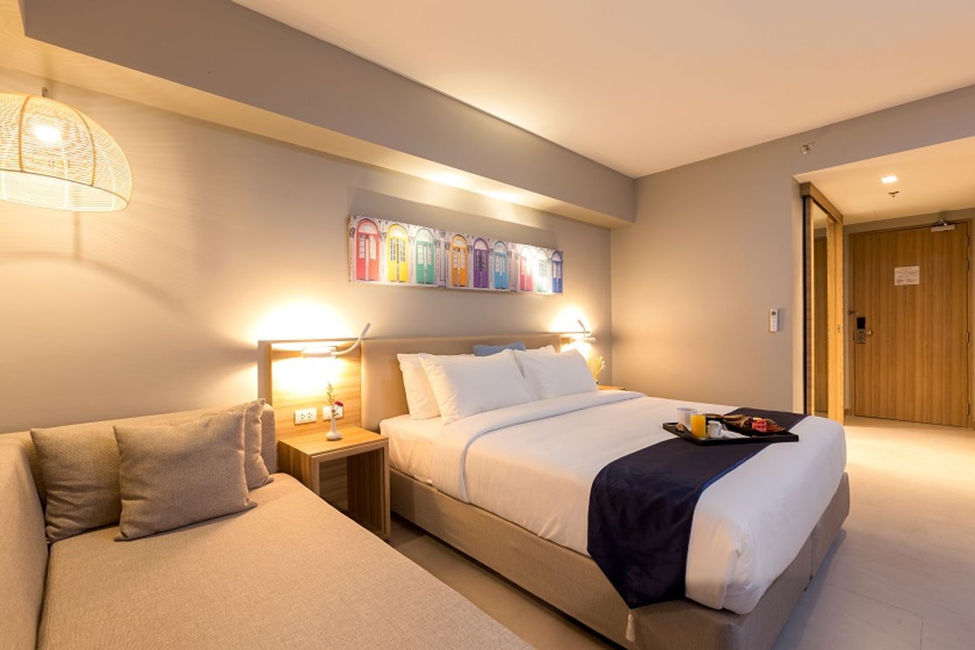 Oakwood Hotel Journeyhub Phuket-Thailand-Phuket-Room-10