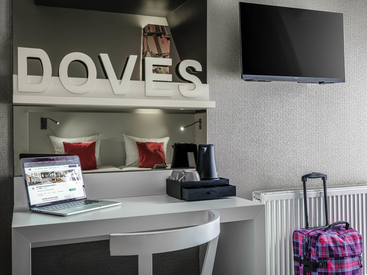 ibis-Styles-Amsterdam-Amstel-Room-16