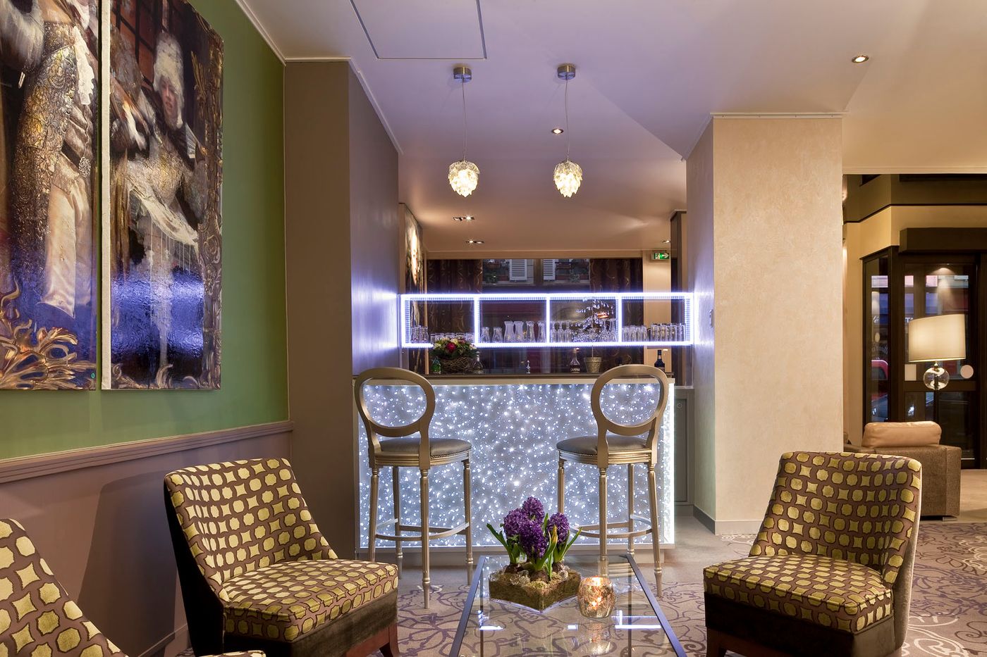 Best-Western-Anjou-Lafayette-Opera-Bar-15