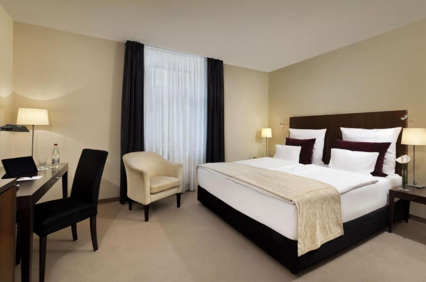 Metropolitan Hotel by Flemings - Germany - Frankfurt am Main - Room - 1