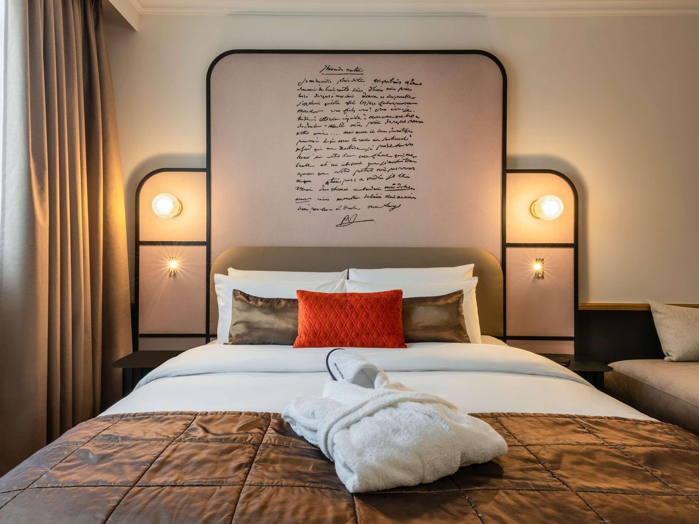Mercure-Versailles-Parly-2-Room-21