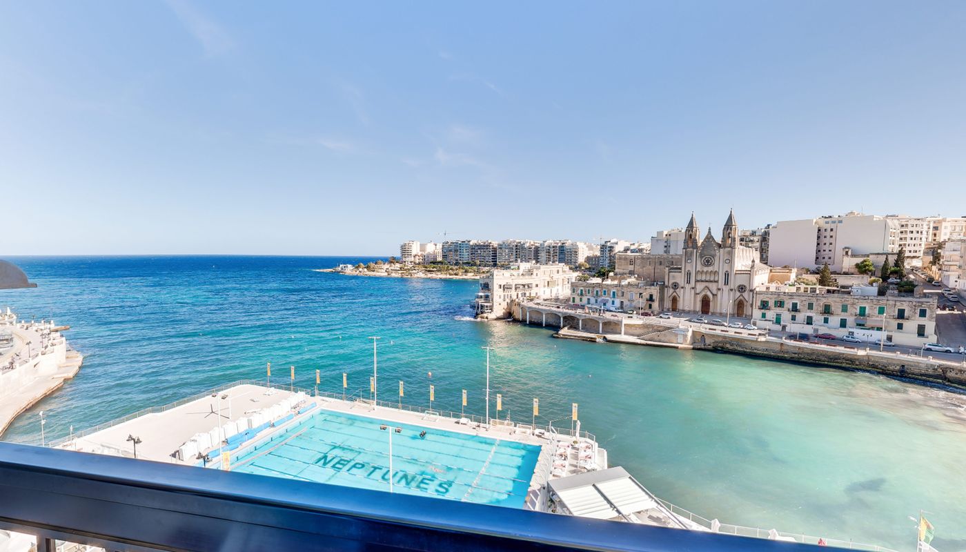 St-Julians-Bay-Hotel-General-view-1