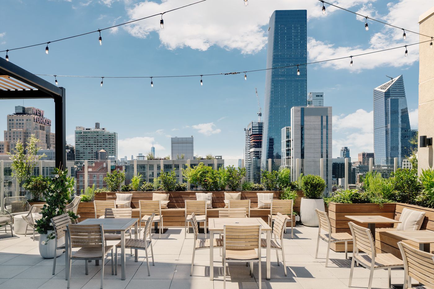 Arlo-Midtown-Times-Square-Bar-44