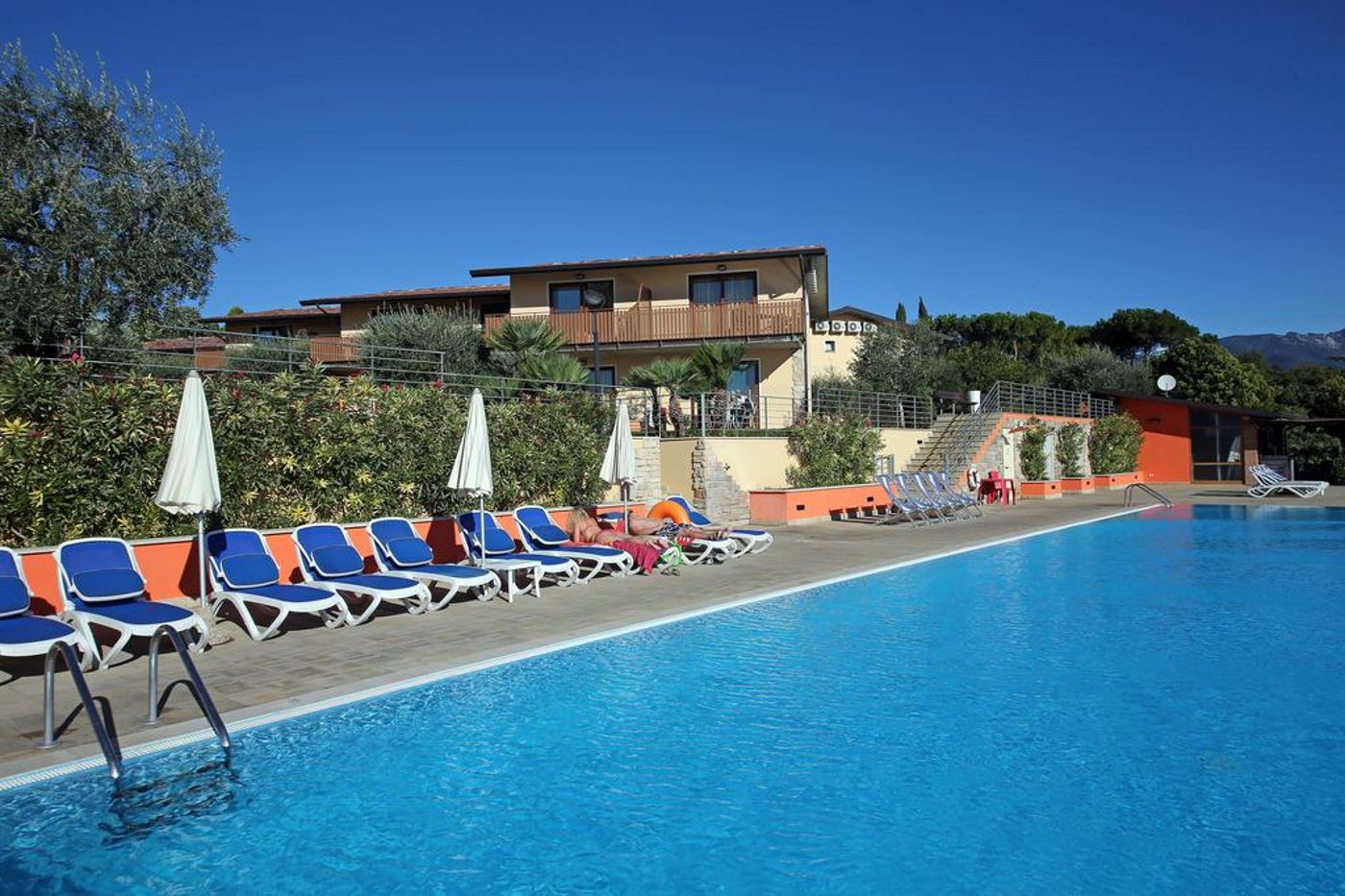 Residence Onda Blu Resort-Italy-MANERBA DEL GARDA-General view-4