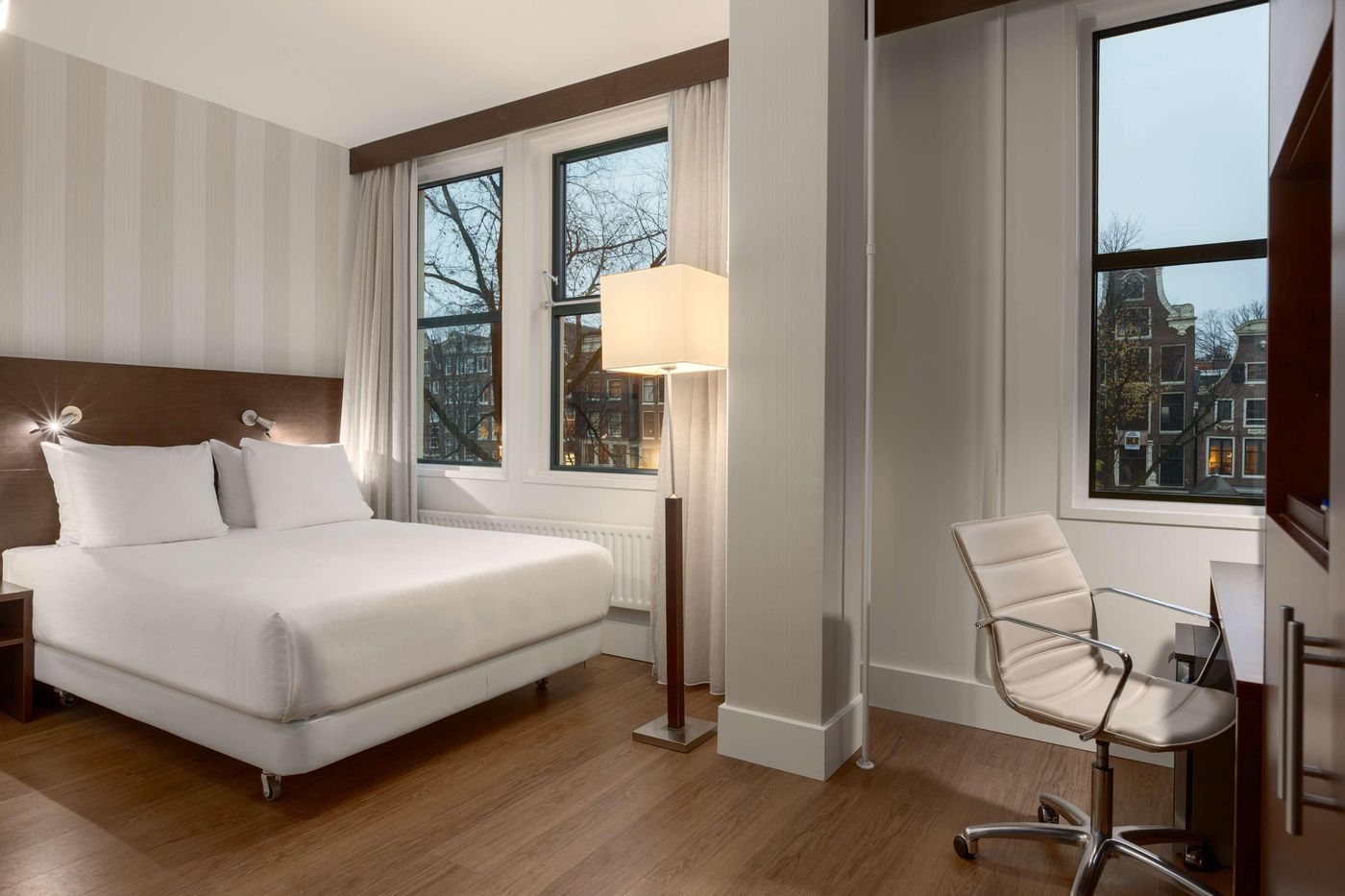 NH-City-Centre-Amsterdam-Room-7